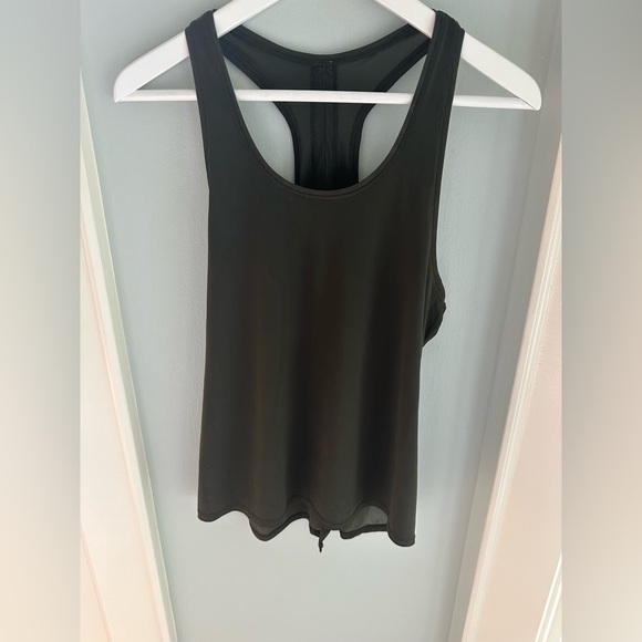 Lululemon Two With One Singlet - Picture 4 of 5